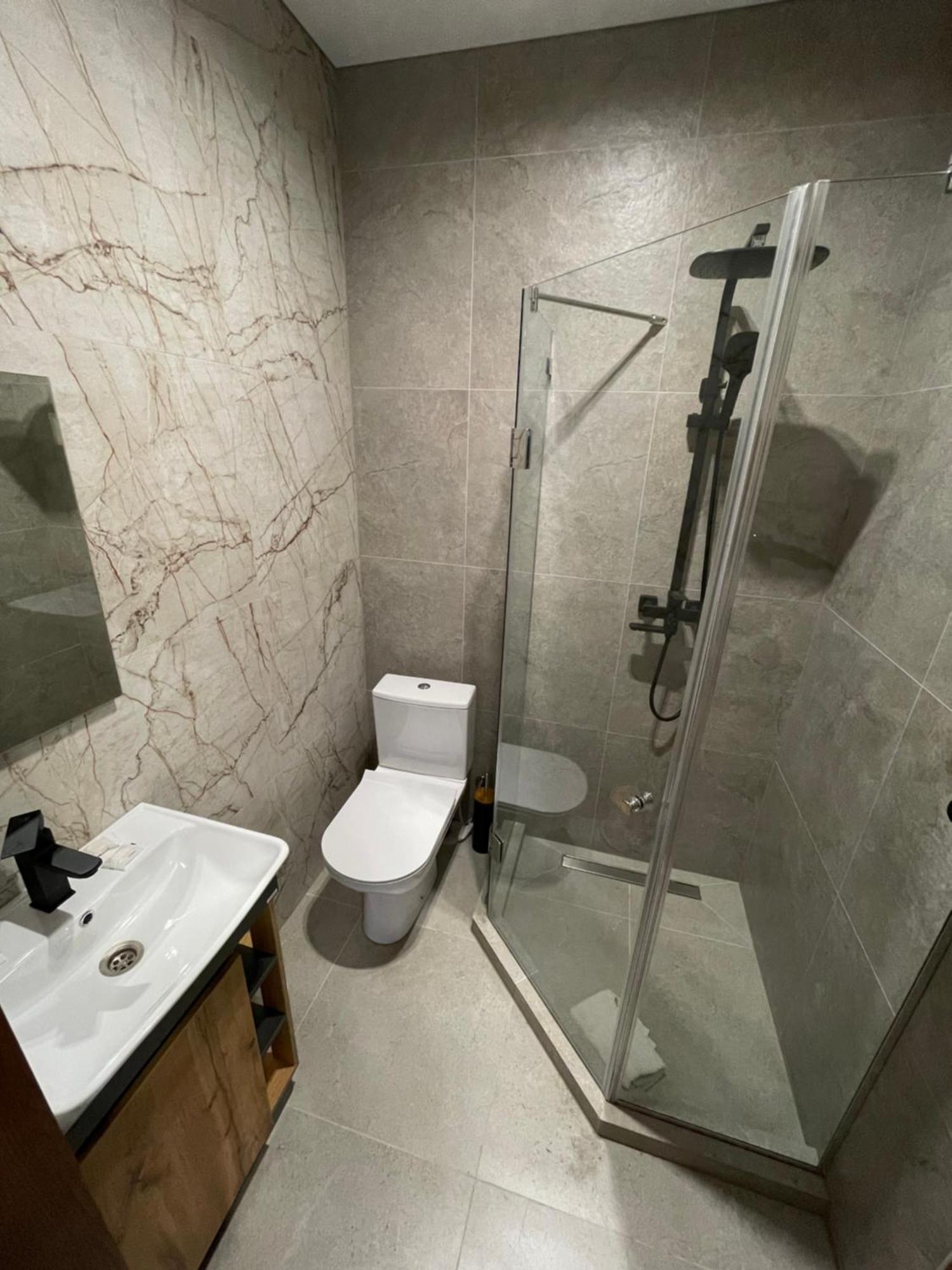 Гуцульська Світлиця Hotel บูโคเวล ภายนอก รูปภาพ